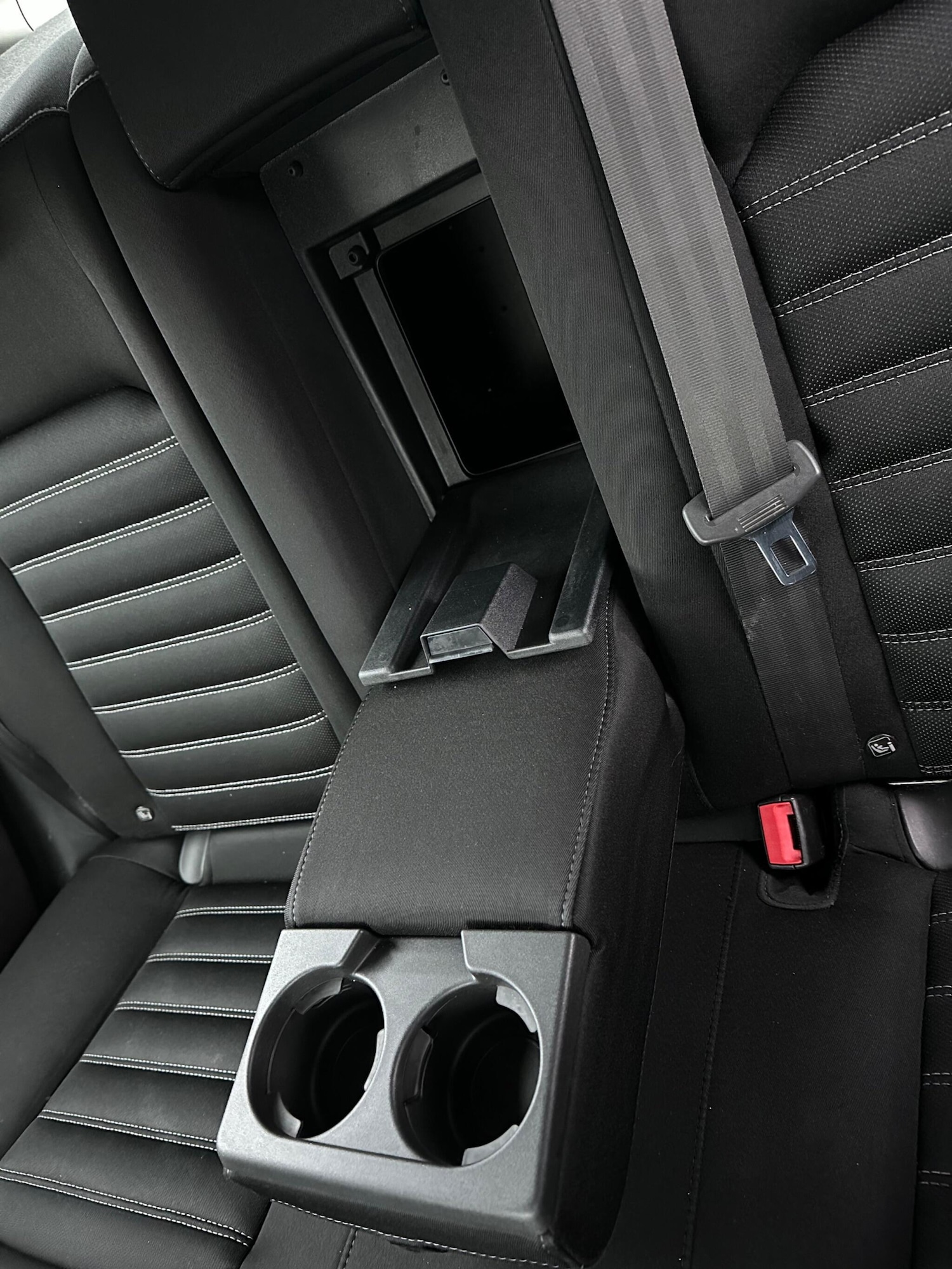 Used Ford Mondeo 2017 for sale - 77939793: Photo 42