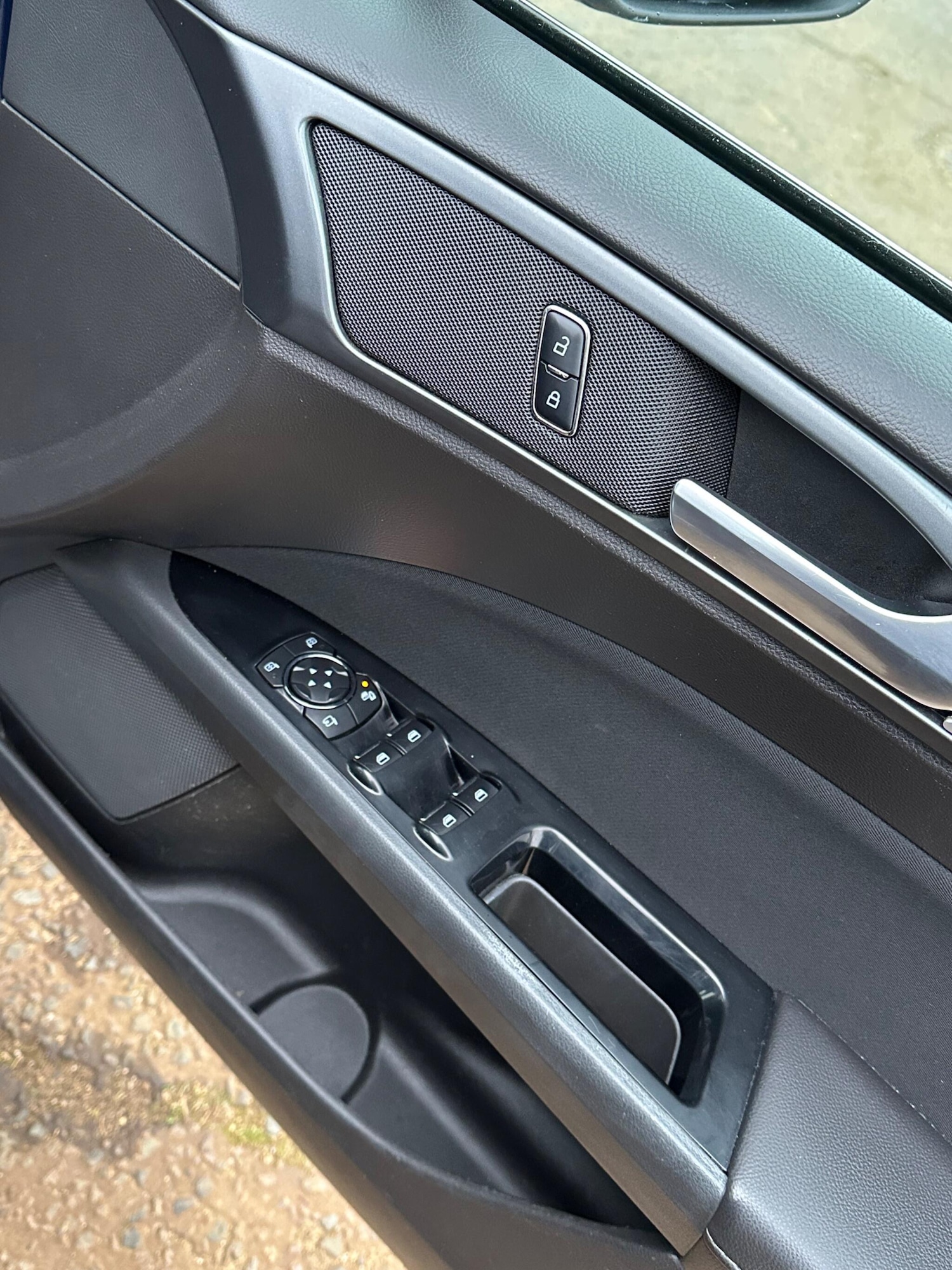 Used Ford Mondeo 2017 for sale - 77939793: Photo 50