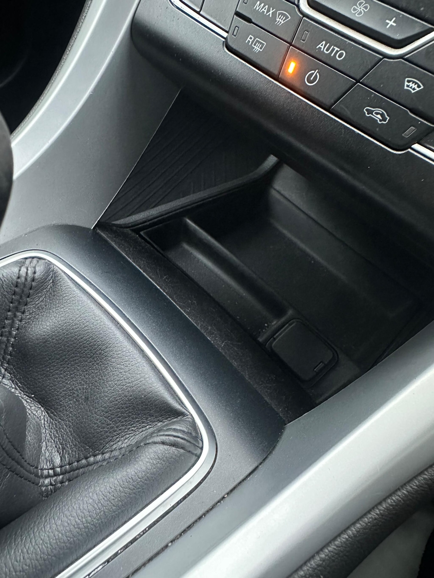 Used Ford Mondeo 2017 for sale - 77939793: Photo 57