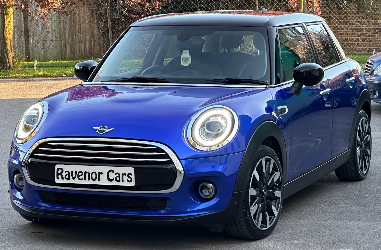 Used MINI Hatch 2020 for sale - 77346474: Photo 1