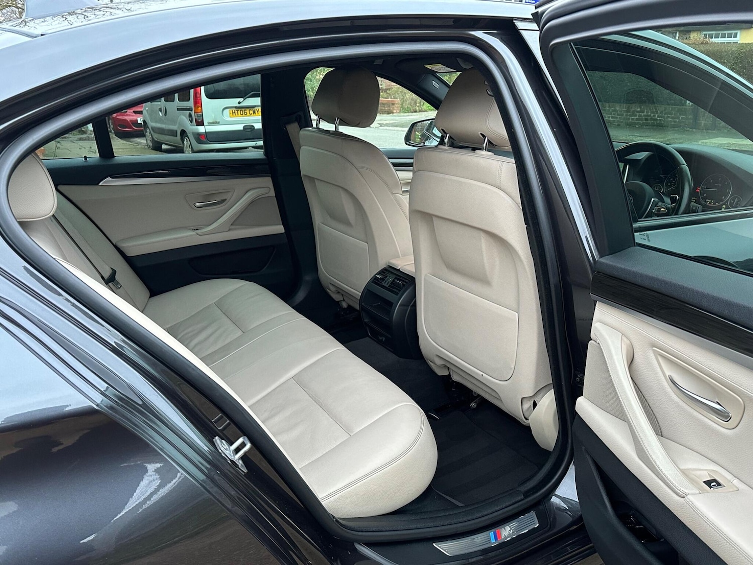 Used BMW 5 Series 2014 for sale - 77411588: Photo 35