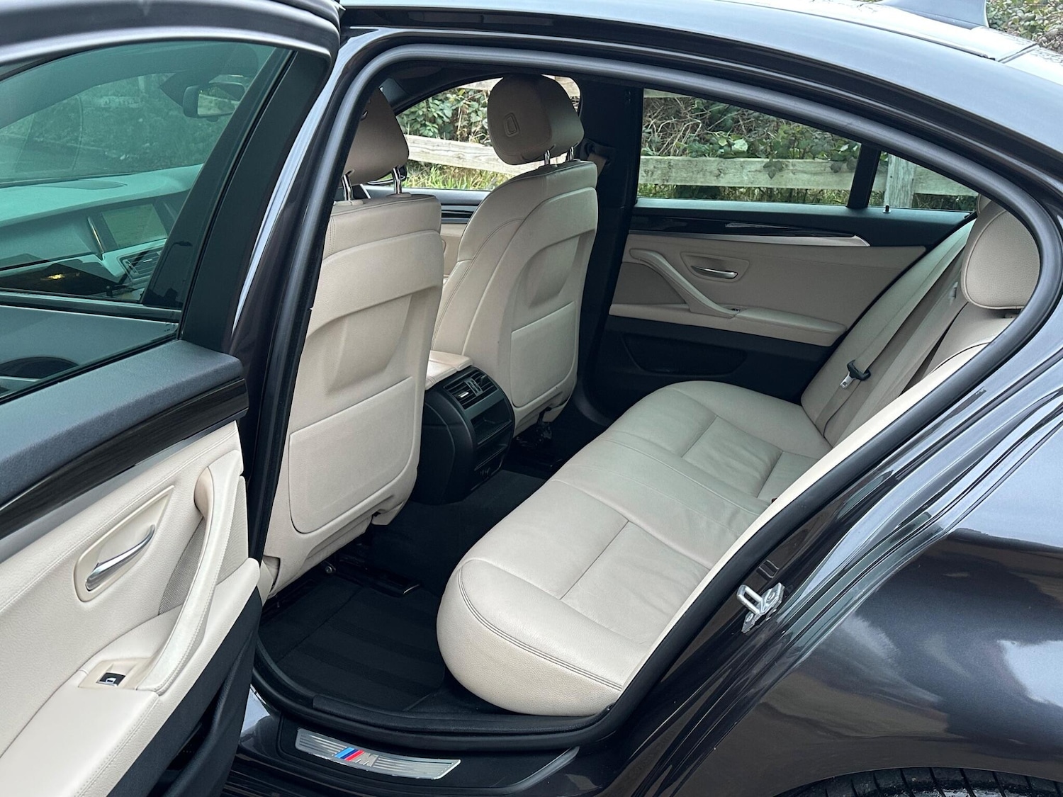 Used BMW 5 Series 2014 for sale - 77411588: Photo 37