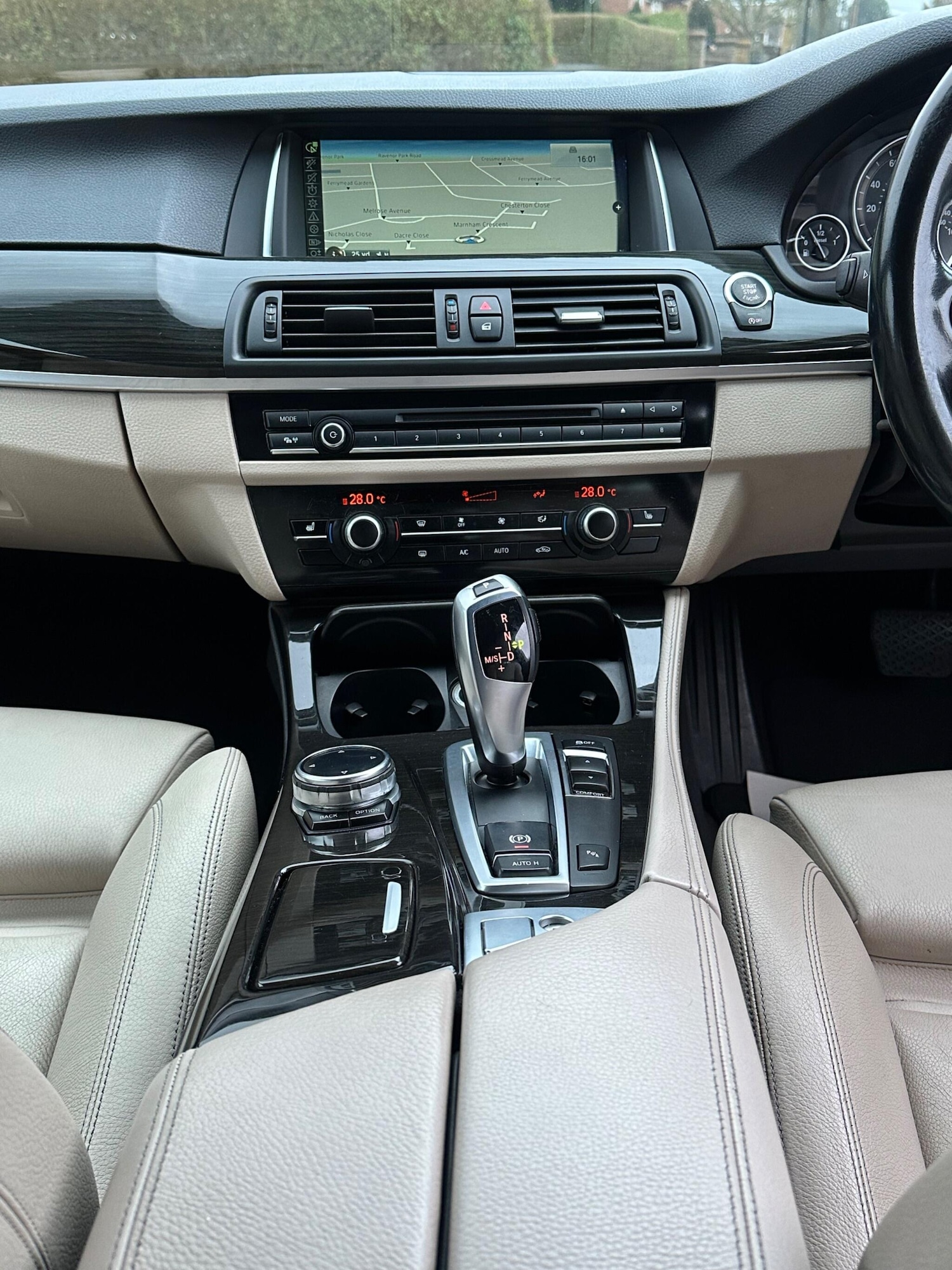 Used BMW 5 Series 2014 for sale - 77411588: Photo 45