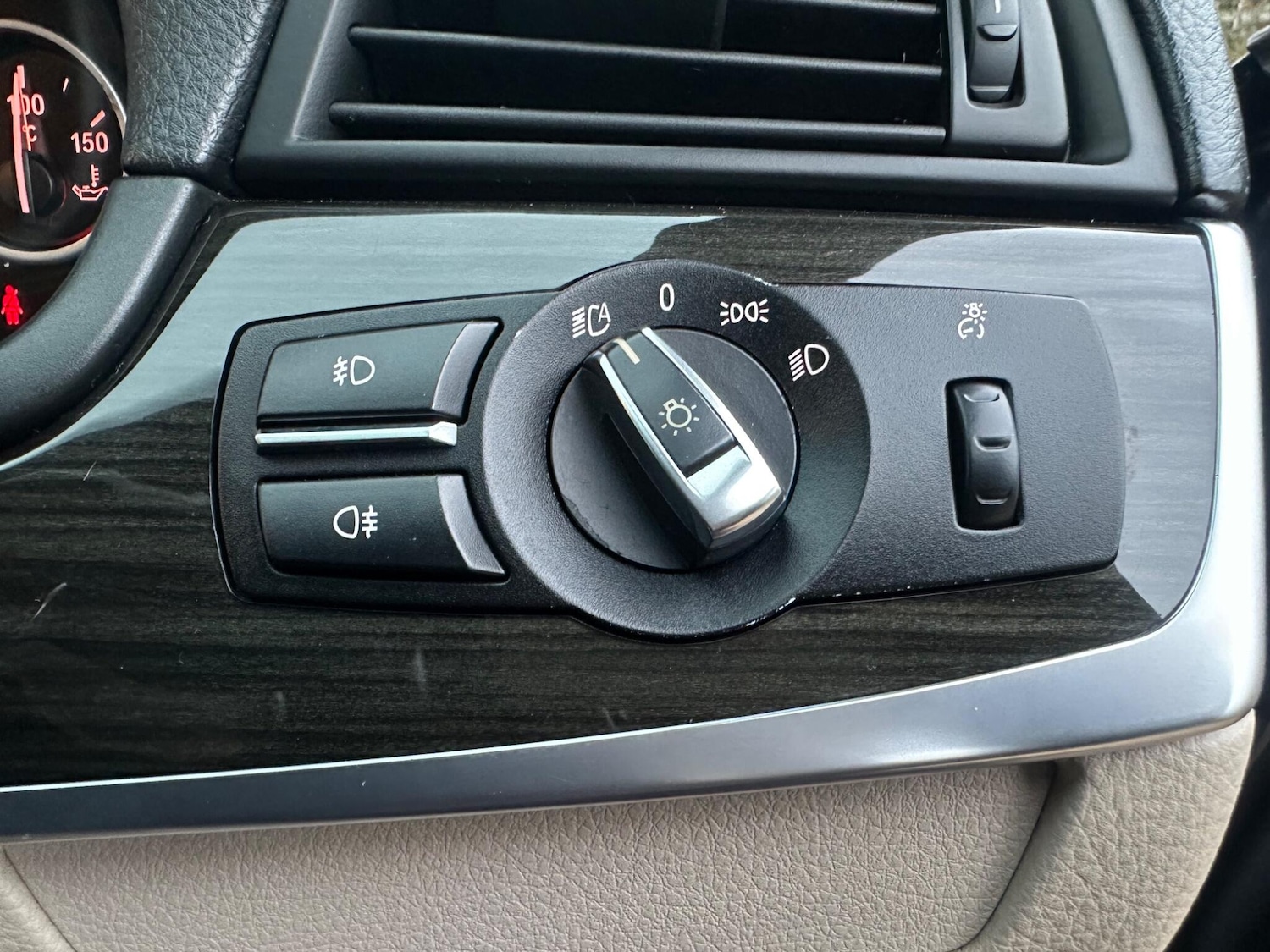 Used BMW 5 Series 2014 for sale - 77411588: Photo 54