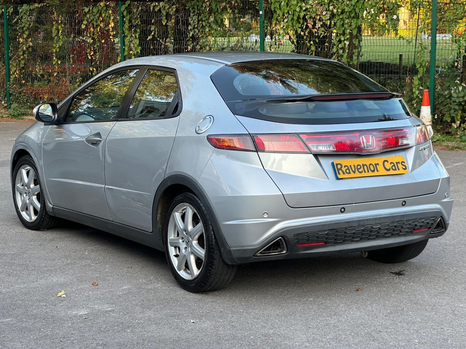 Used Honda Civic 2009 for sale - 77346478: Photo 2