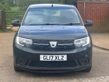 Used Dacia Sandero 2017 for sale - 78227177: Photo