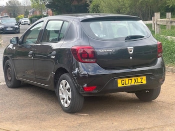 Used Dacia Sandero 2017 for sale - 78227177: Photo