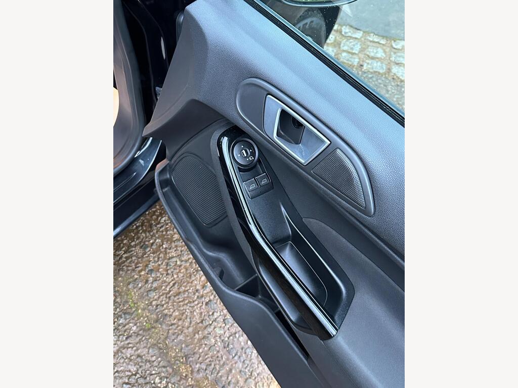 Used Ford Fiesta 2013 for sale - 78048283: Photo 47