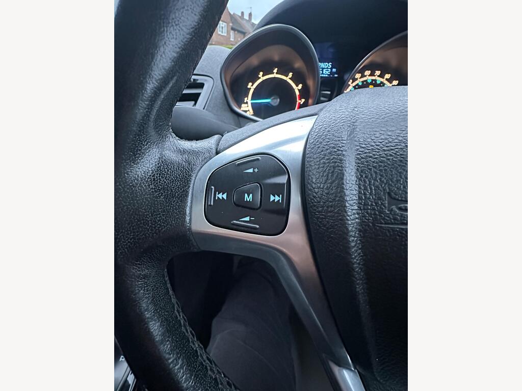 Used Ford Fiesta 2013 for sale - 78048283: Photo 62