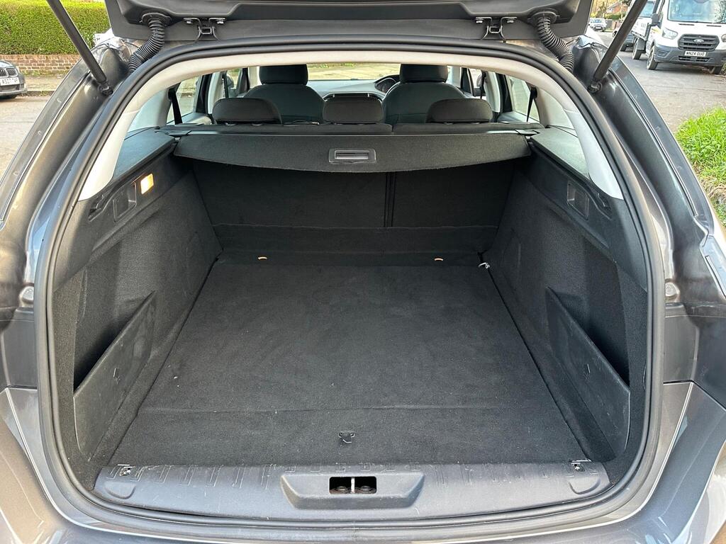 Used Peugeot 308 SW 2017 for sale - 77993647: Photo 32