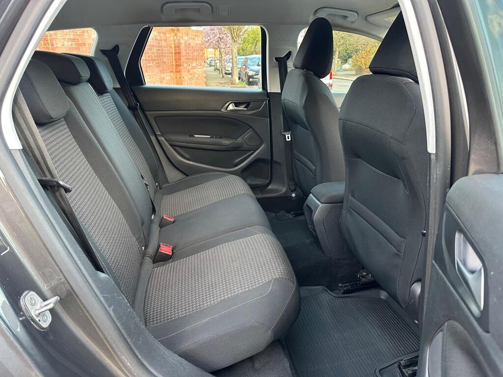 Used Peugeot 308 SW 2017 for sale - 77993647: Photo 38