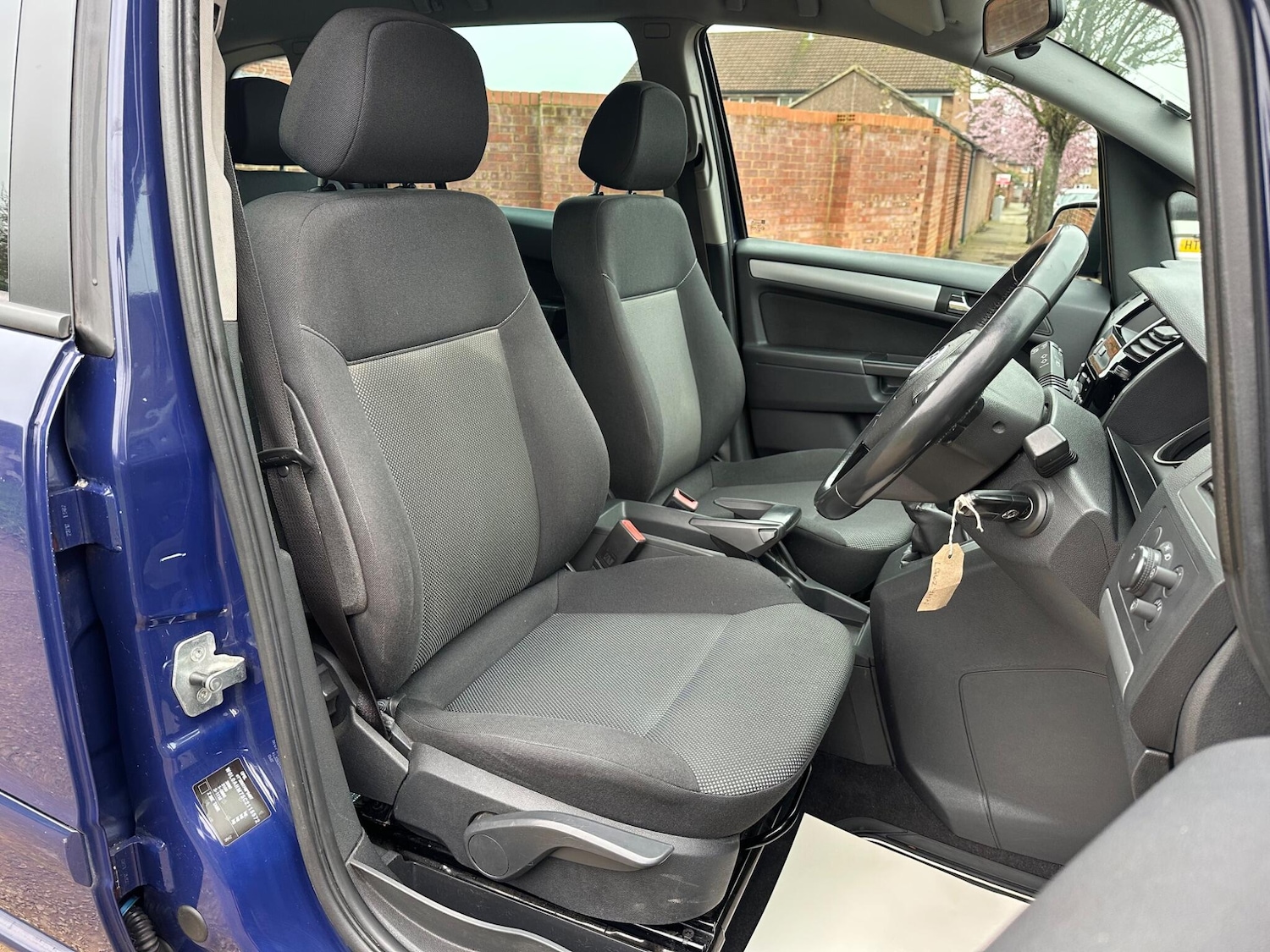 Used Vauxhall Zafira 2012 for sale - 77793463: Photo 37