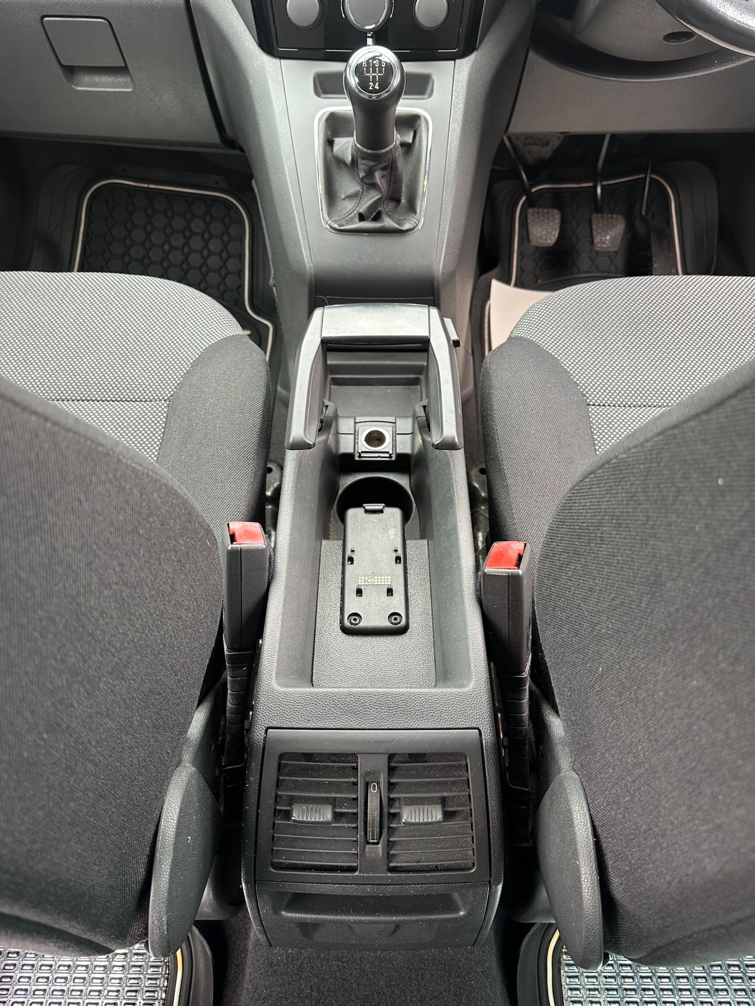 Used Vauxhall Zafira 2012 for sale - 77793463: Photo 48