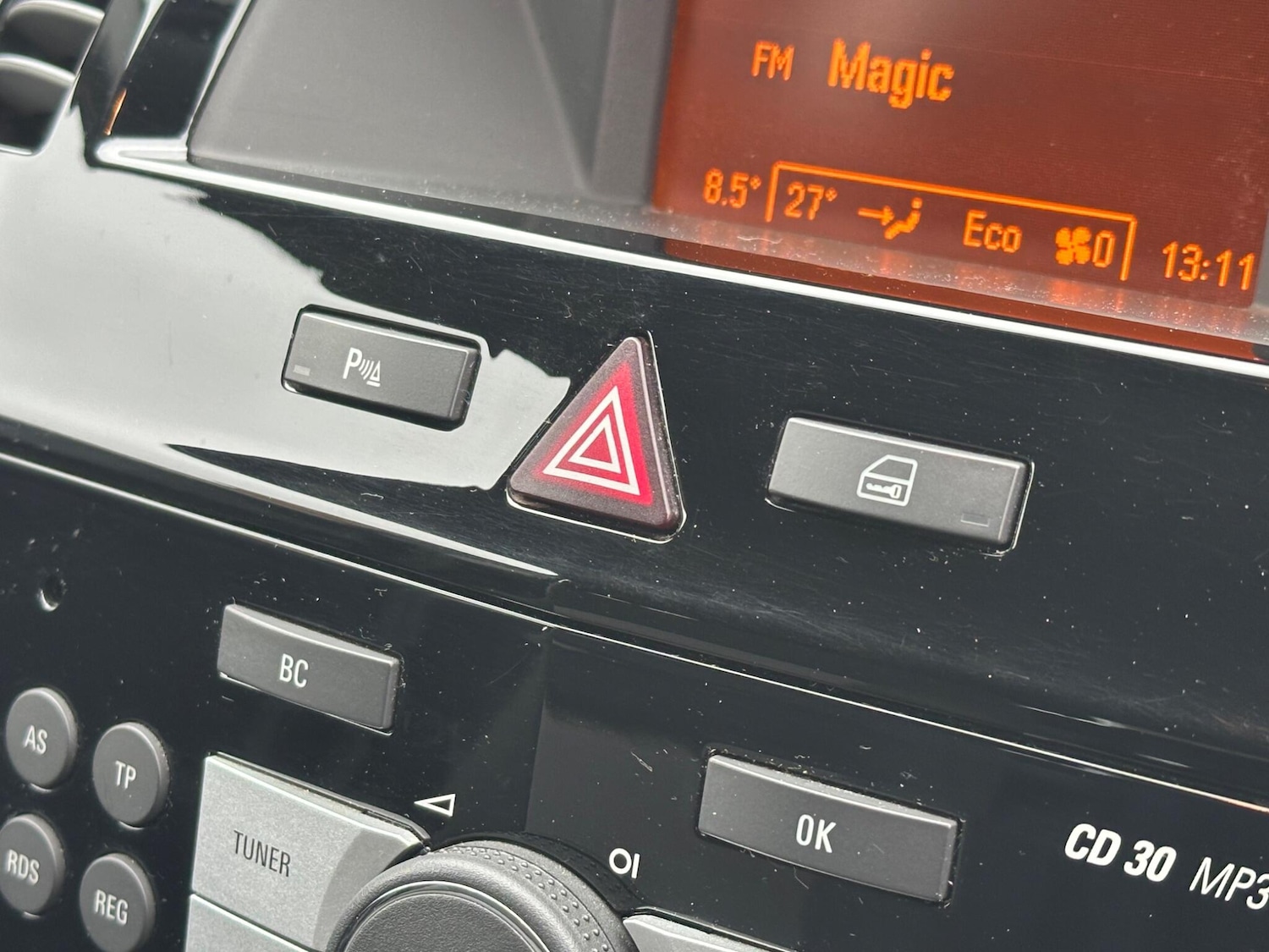 Used Vauxhall Zafira 2012 for sale - 77793463: Photo 61