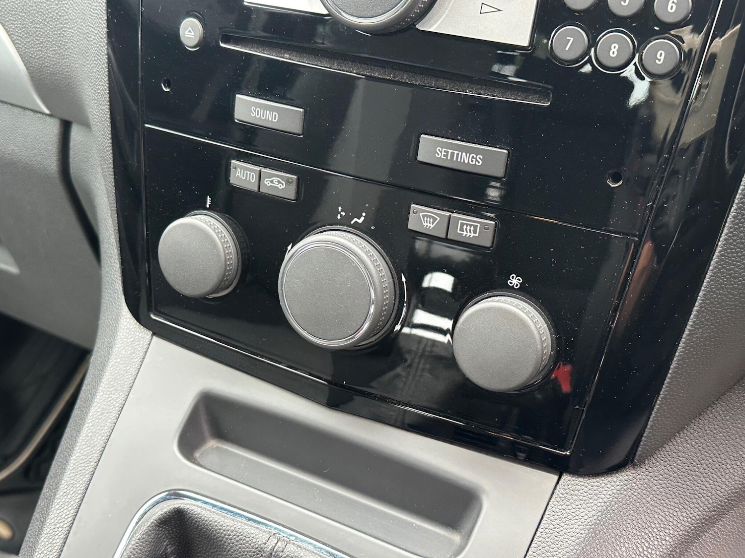 Used Vauxhall Zafira 2012 for sale - 77793463: Photo 63