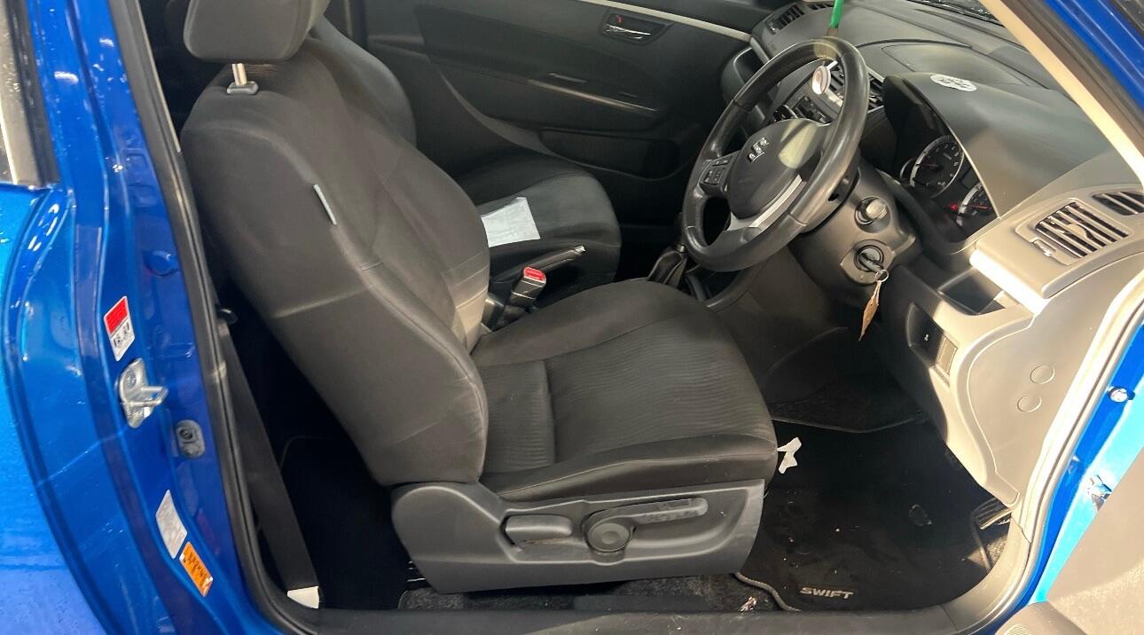 Used Suzuki Swift 2013 for sale - 77396133: Photo 4