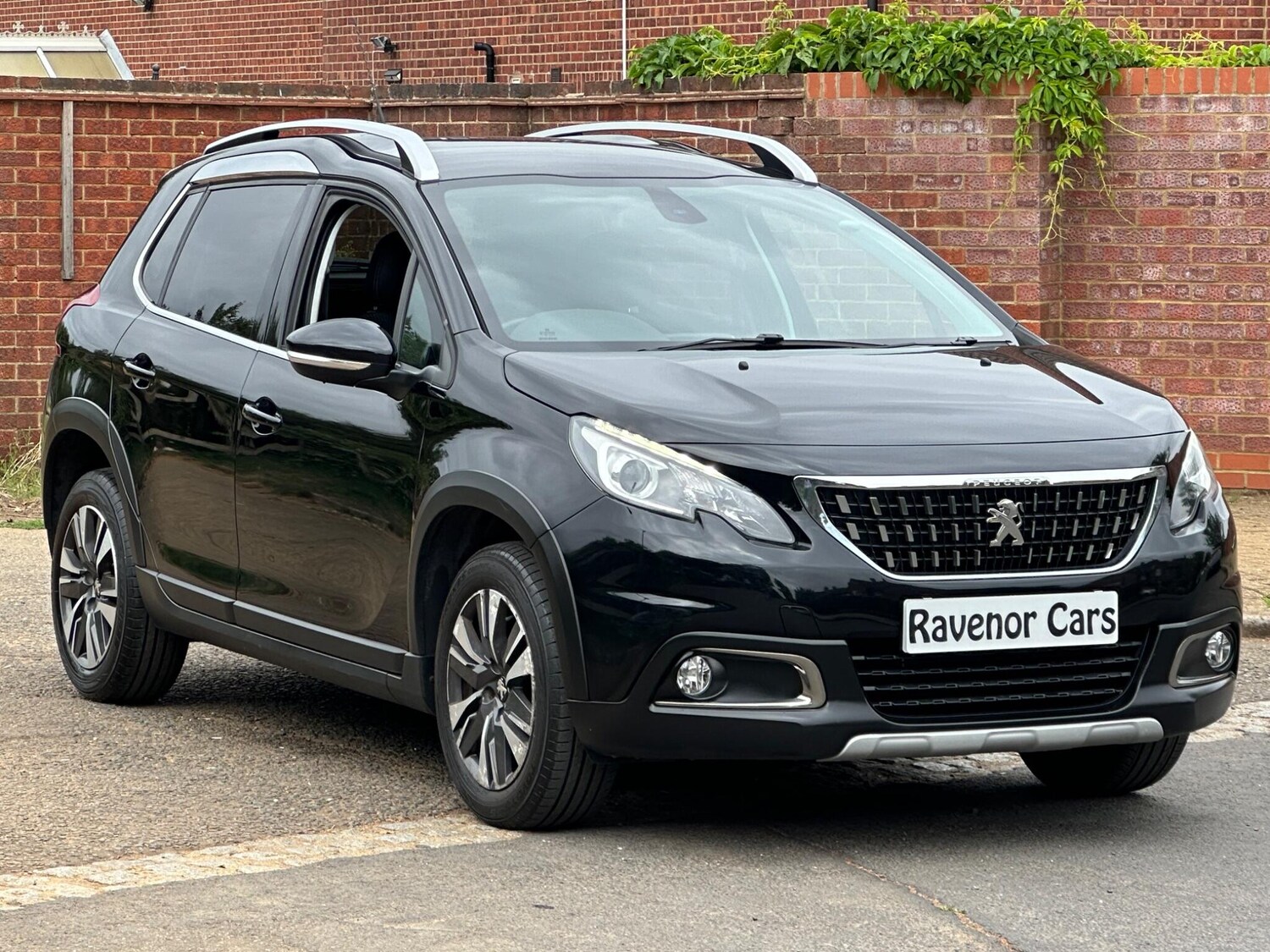 Used Peugeot 2008 2017 for sale - 77839961: Photo 16