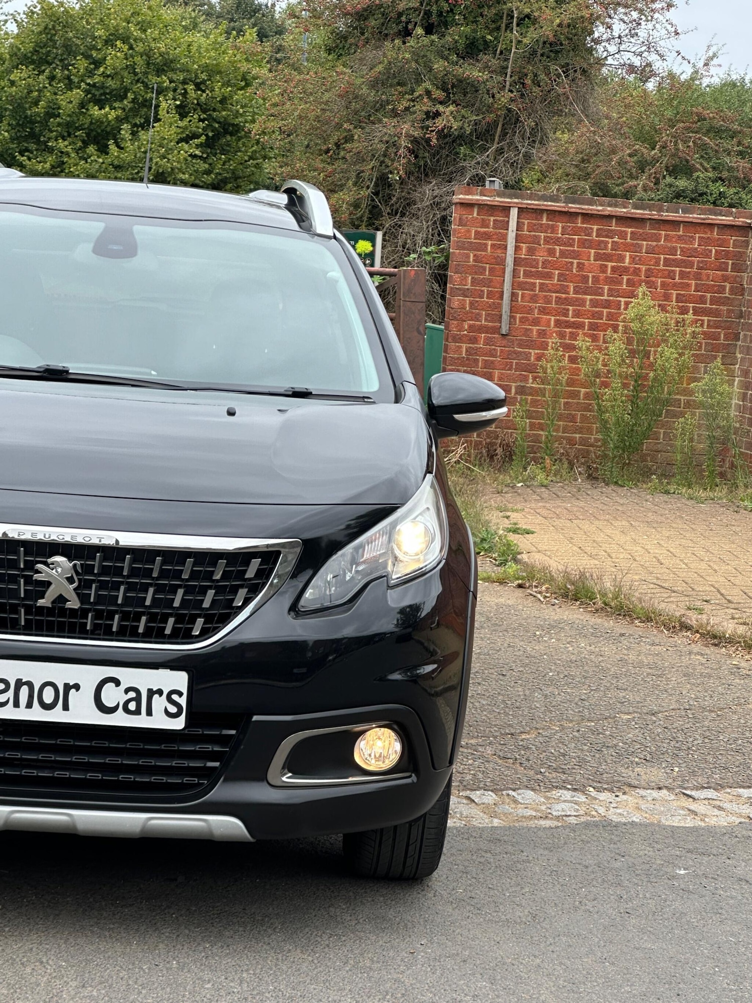Used Peugeot 2008 2017 for sale - 77839961: Photo 19
