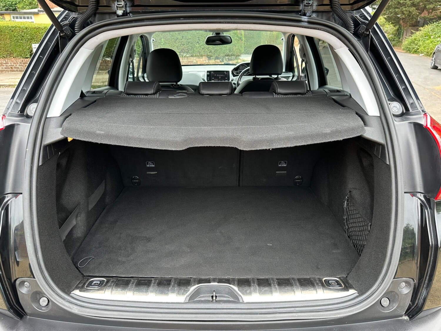 Used Peugeot 2008 2017 for sale - 77839961: Photo 35