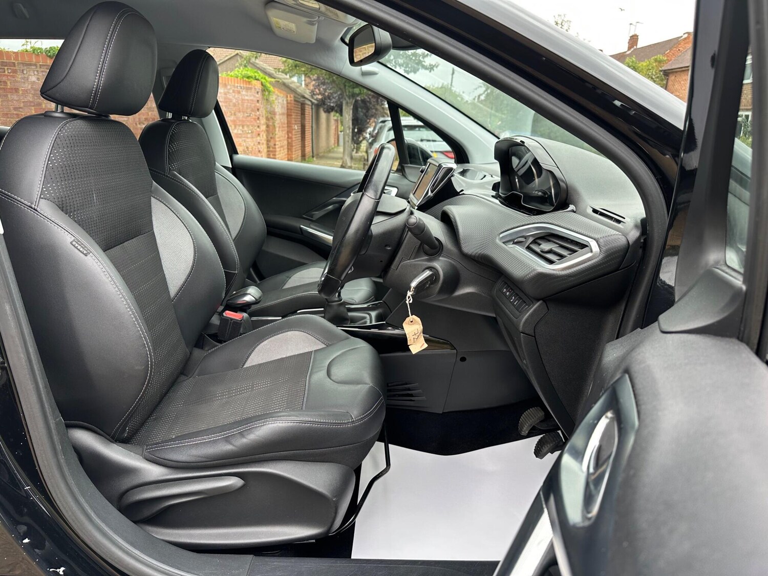 Used Peugeot 2008 2017 for sale - 77839961: Photo 42