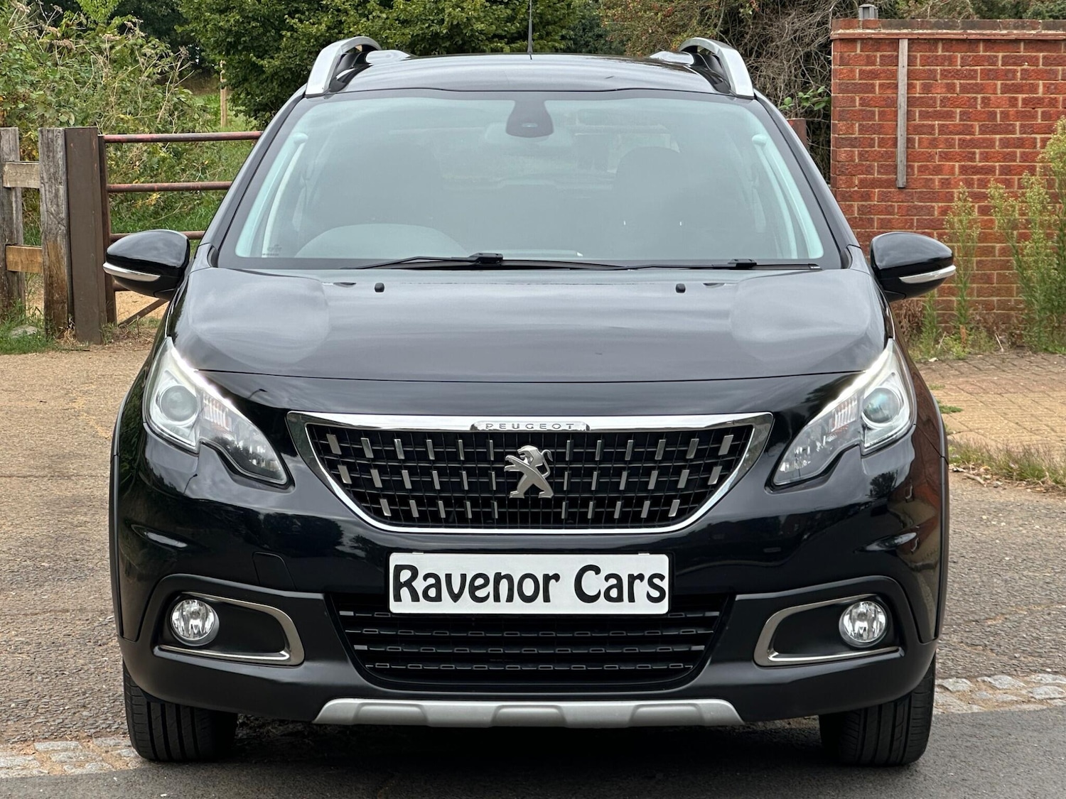 Used Peugeot 2008 2017 for sale - 77839961: Photo 5