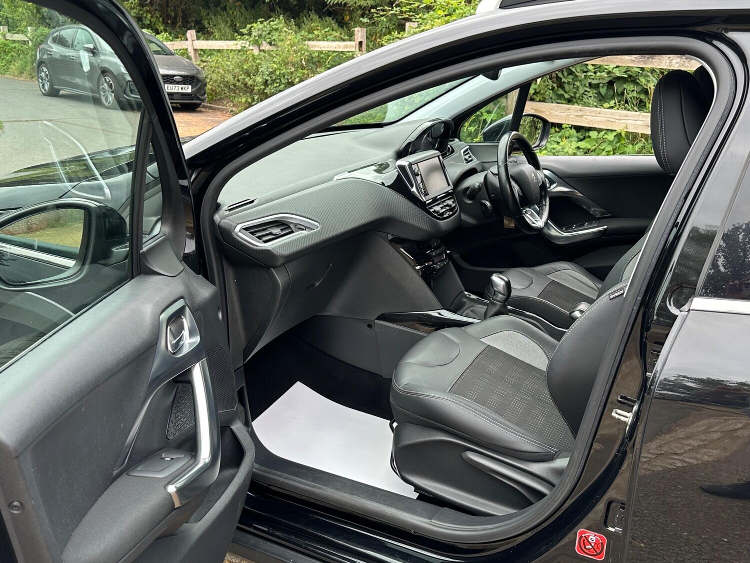 Used Peugeot 2008 2017 for sale - 77839961: Photo 54