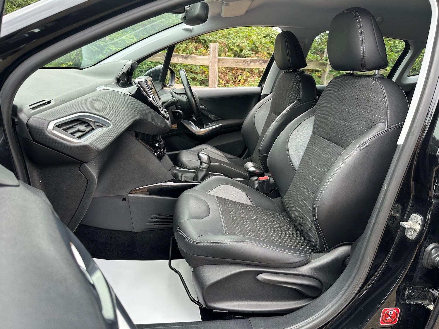 Used Peugeot 2008 2017 for sale - 77839961: Photo 56