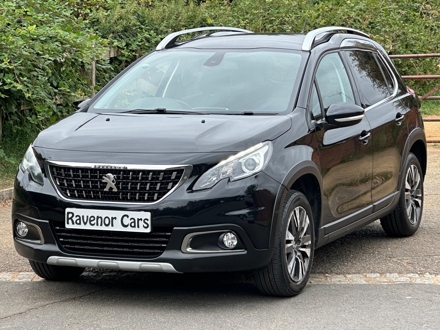 Used Peugeot 2008 2017 for sale - 77839961: Photo 6
