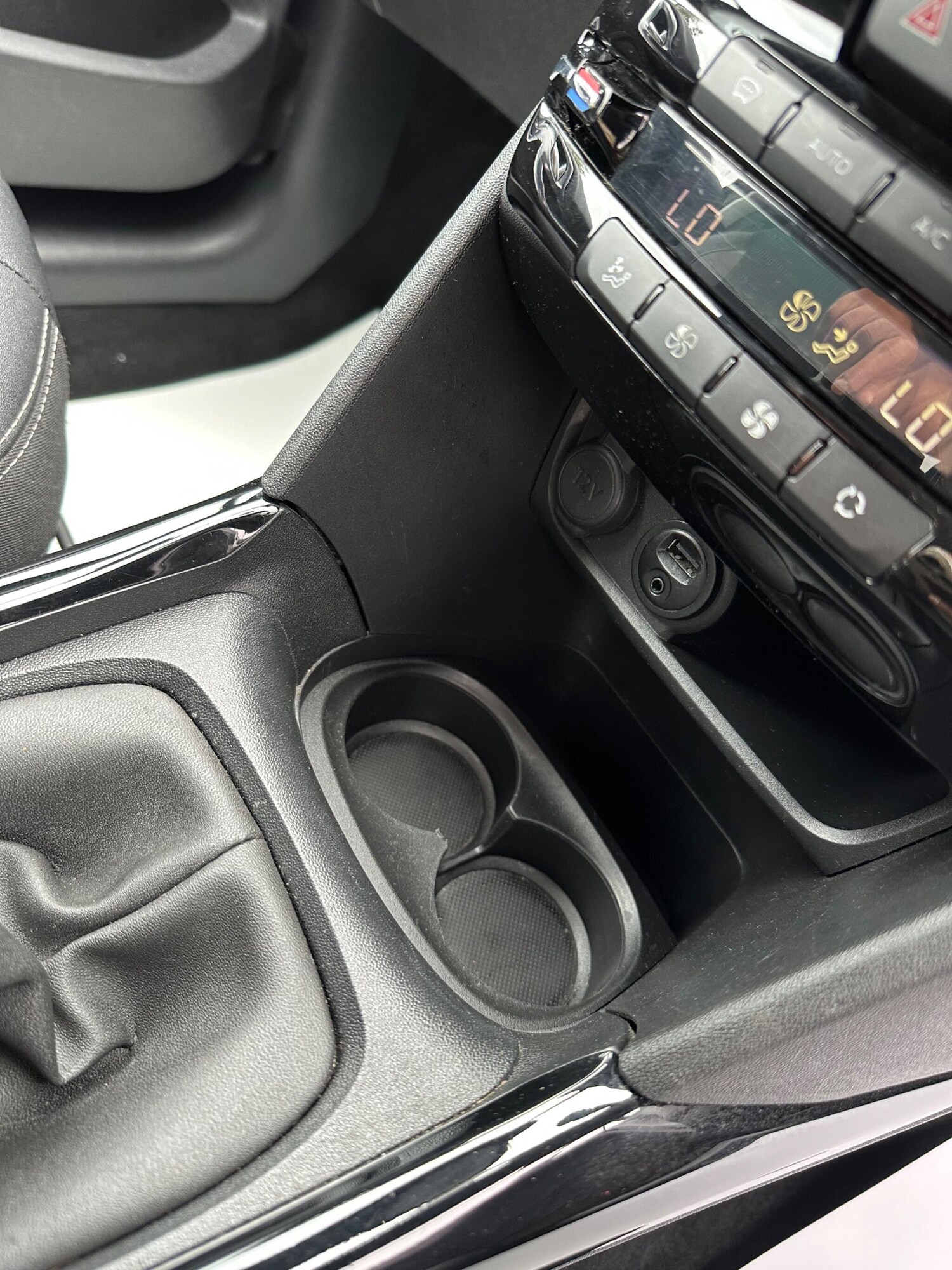 Used Peugeot 2008 2017 for sale - 77839961: Photo 74