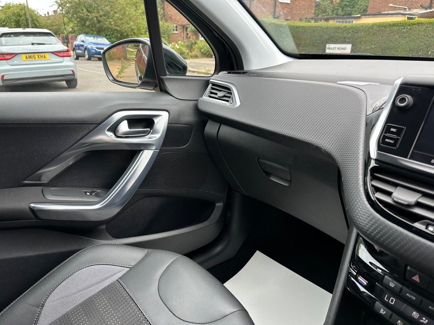 Used Peugeot 2008 2017 for sale - 77839961: Photo 77