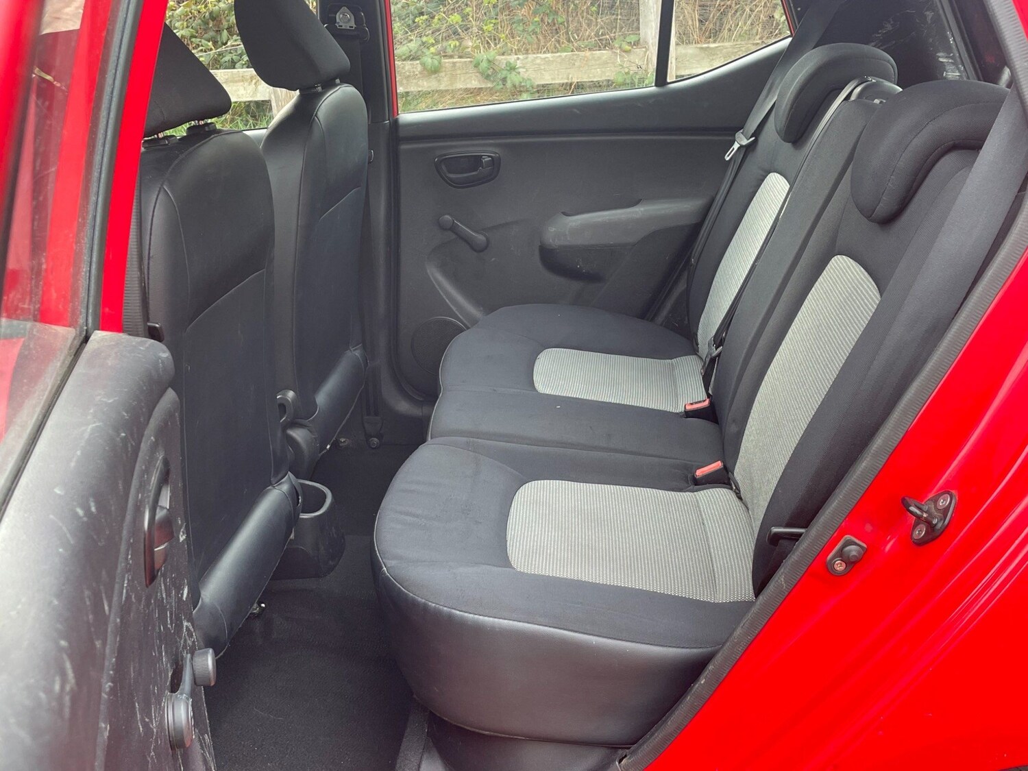 Used Hyundai i10 2010 for sale - 77346490: Photo 26