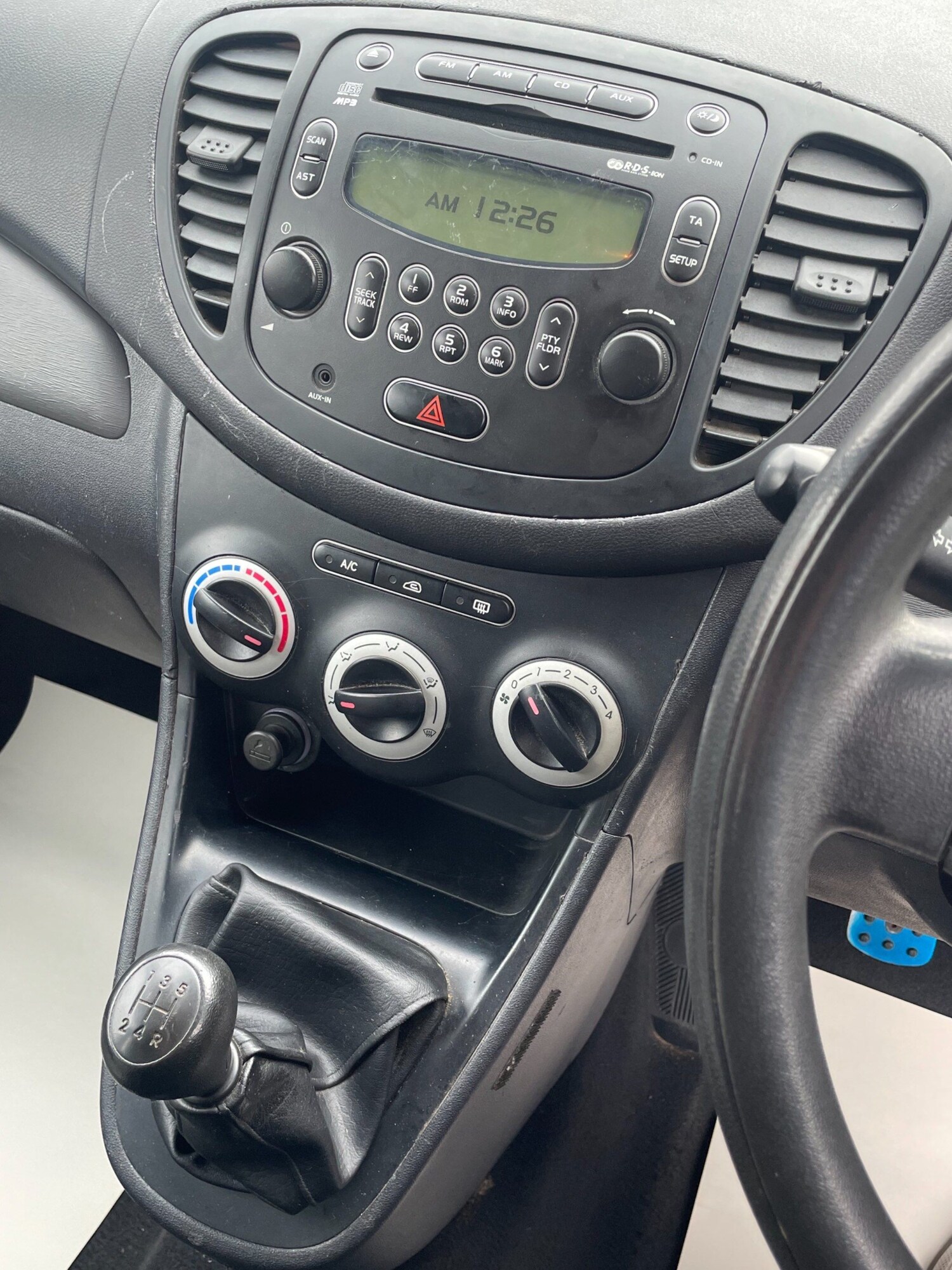 Used Hyundai i10 2010 for sale - 77346490: Photo 35