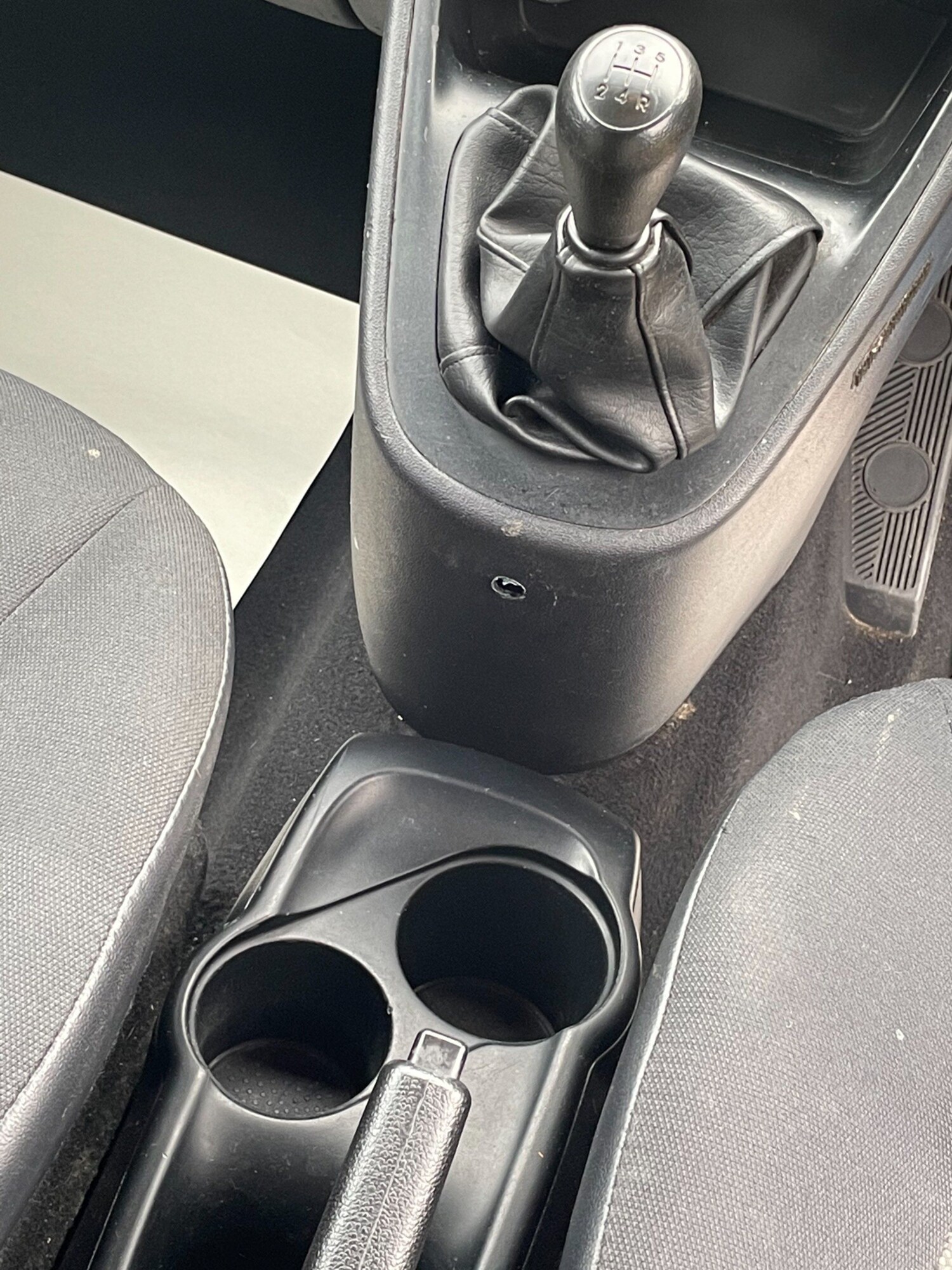 Used Hyundai i10 2010 for sale - 77346490: Photo 36