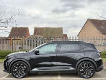 Used Renault Scenic 2024 for sale - 74005046: Photo