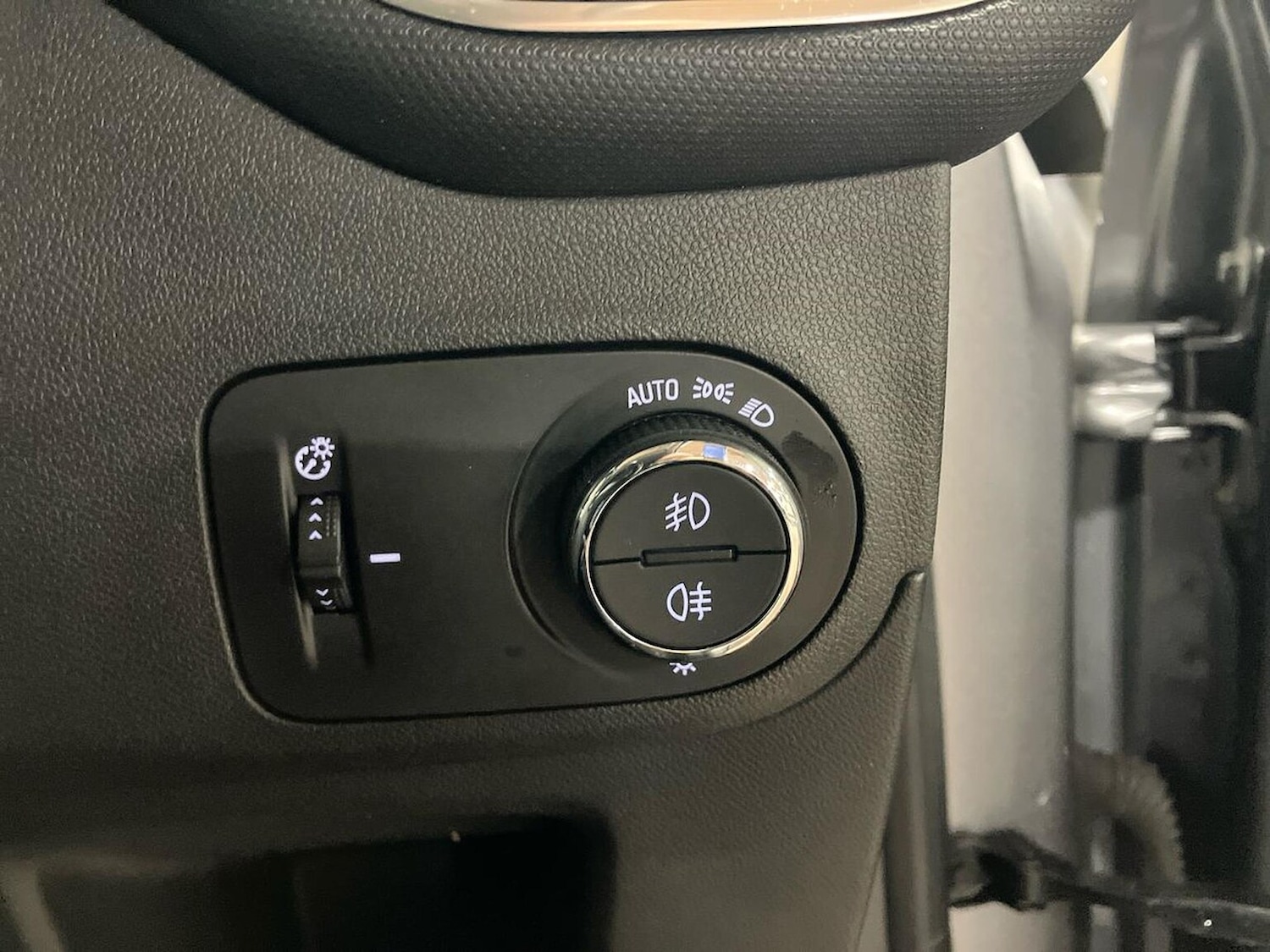 Used Vauxhall Crossland 2021 for sale - 77089980: Photo 24