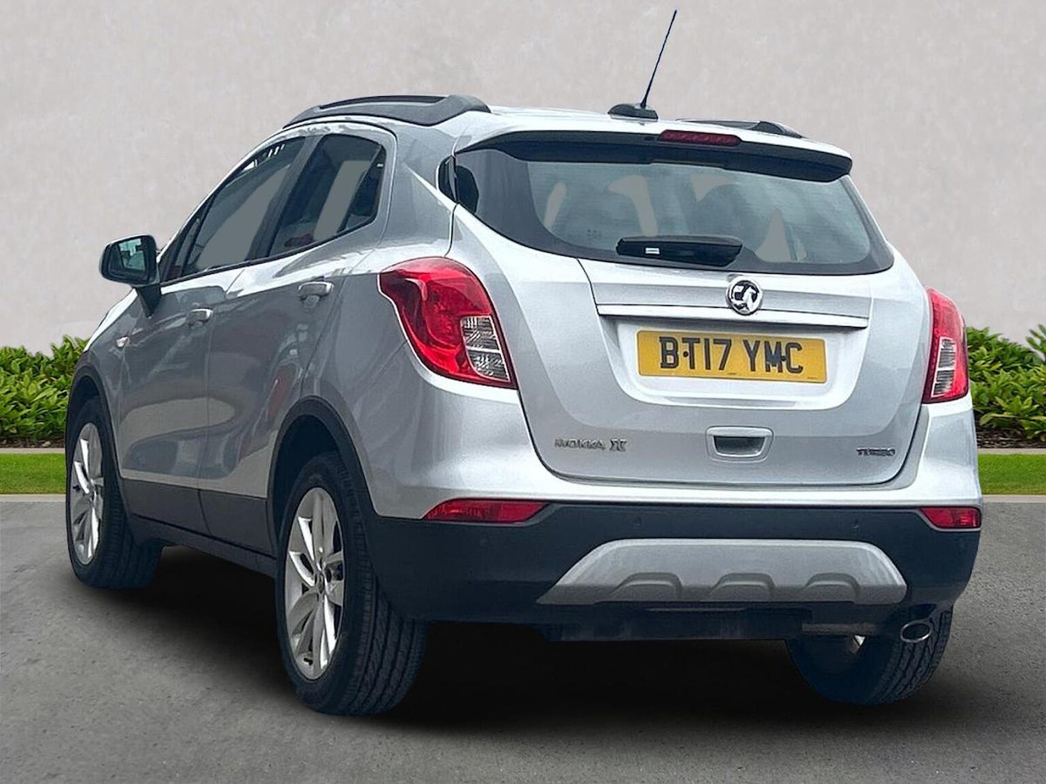 Used Vauxhall Mokka X 2017 for sale - 76396866: Photo 2