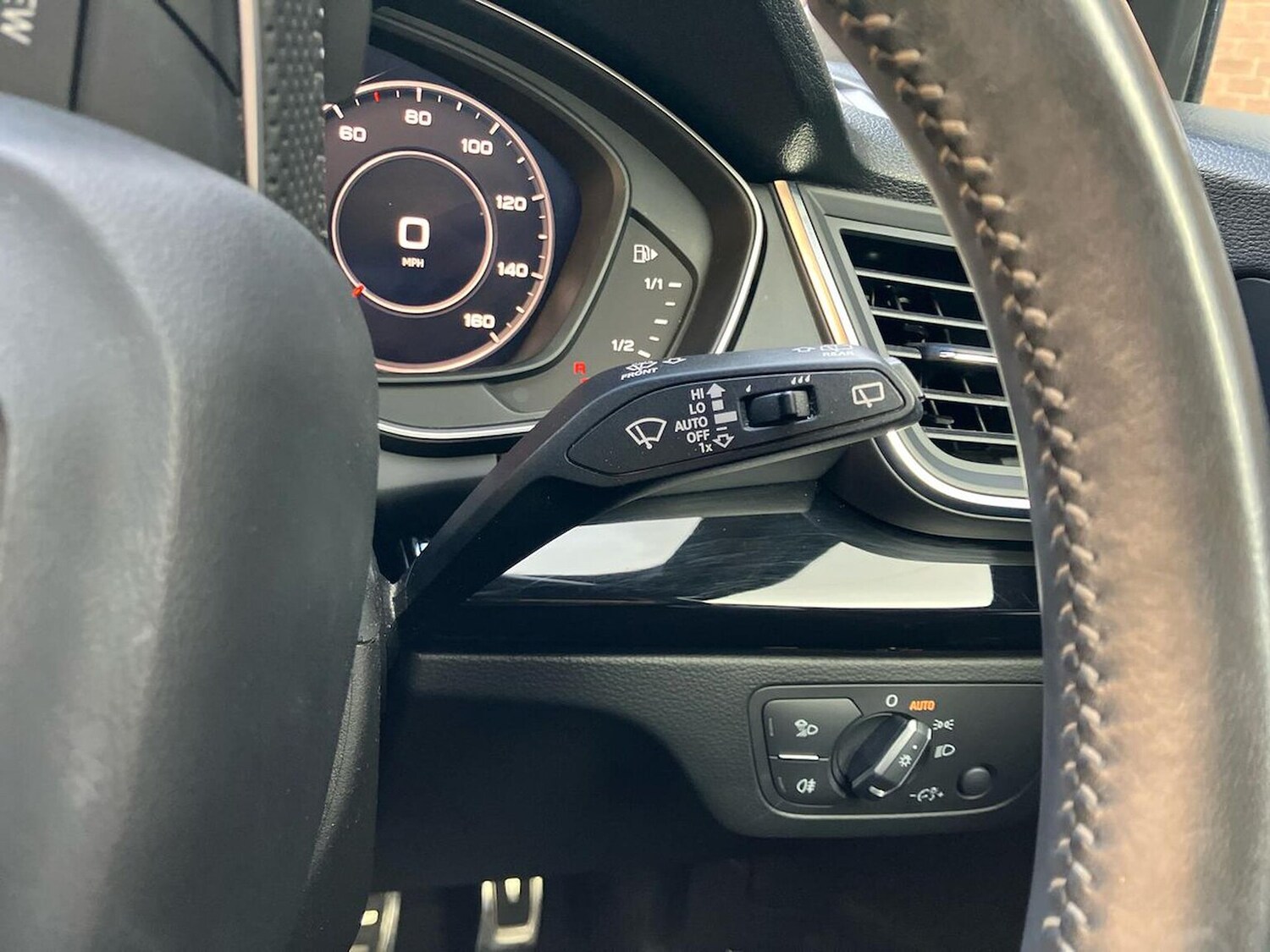 Vehicle 28