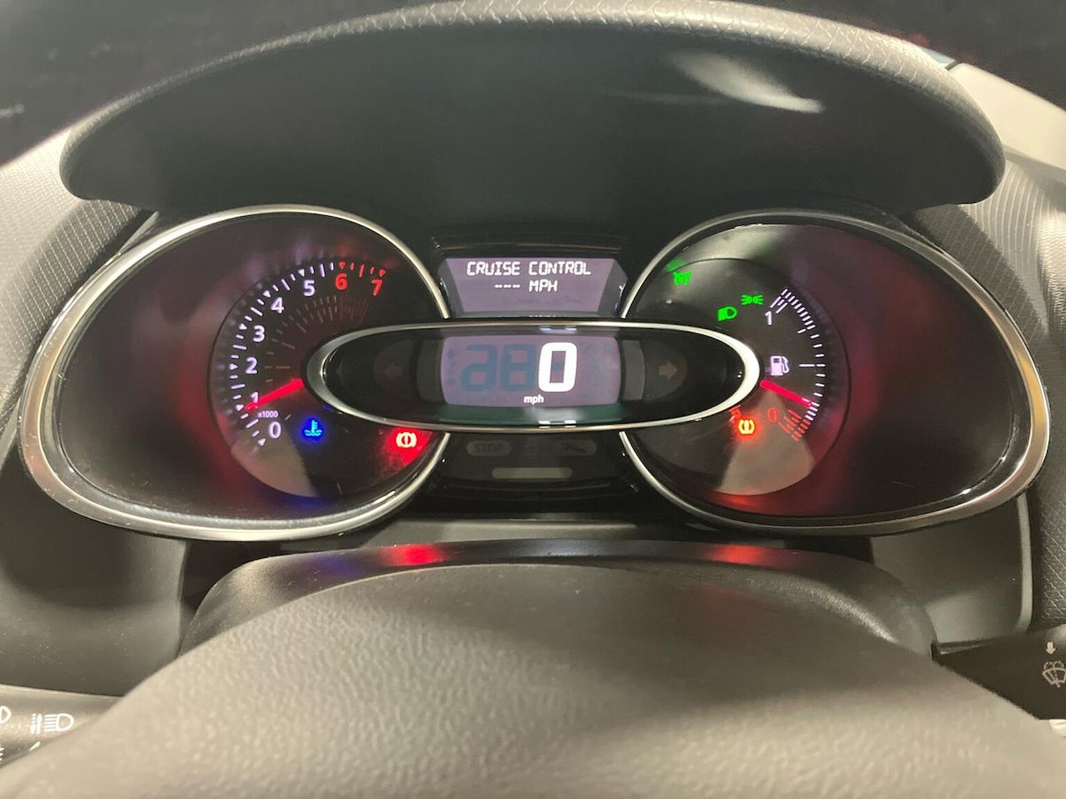 Used Renault Clio 2017 for sale - 77089983: Photo 12