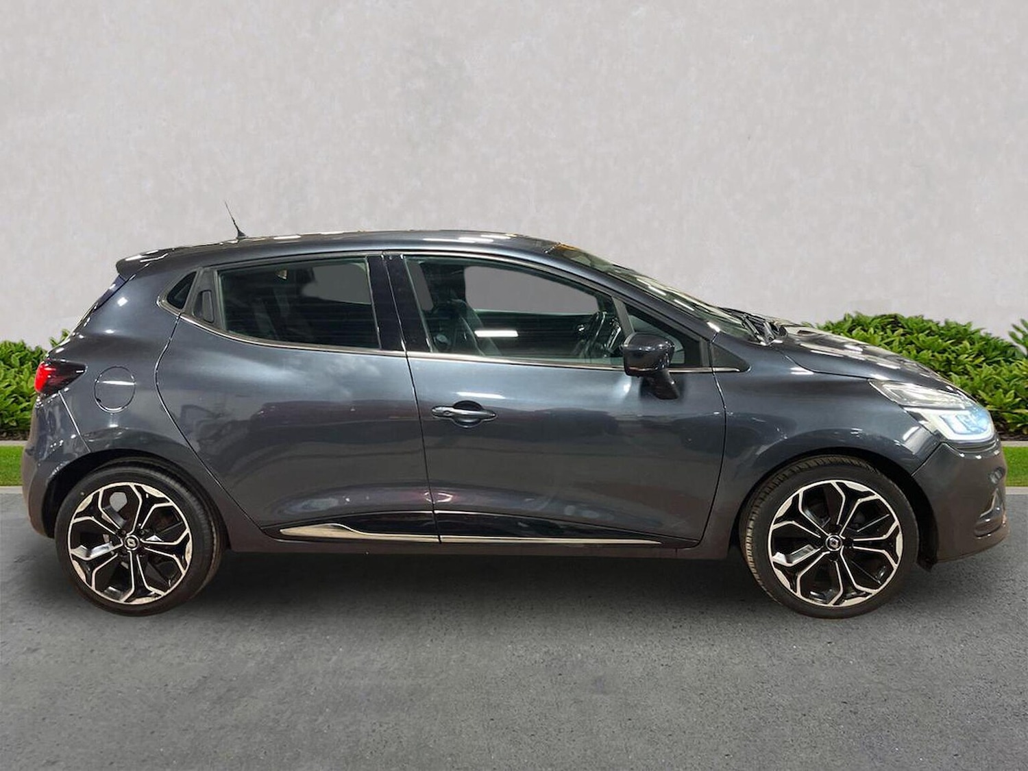 Used Renault Clio 2017 for sale - 77089983: Photo 5