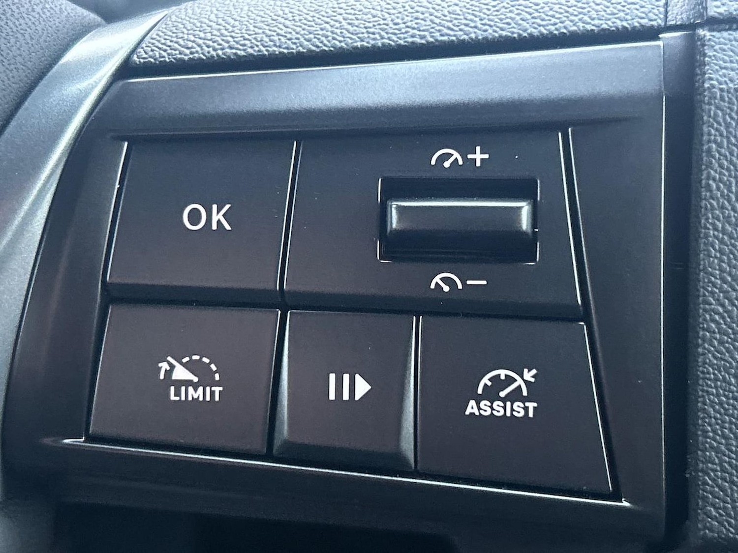 Used Vauxhall Mokka 2025 for sale - 77555317: Photo 26