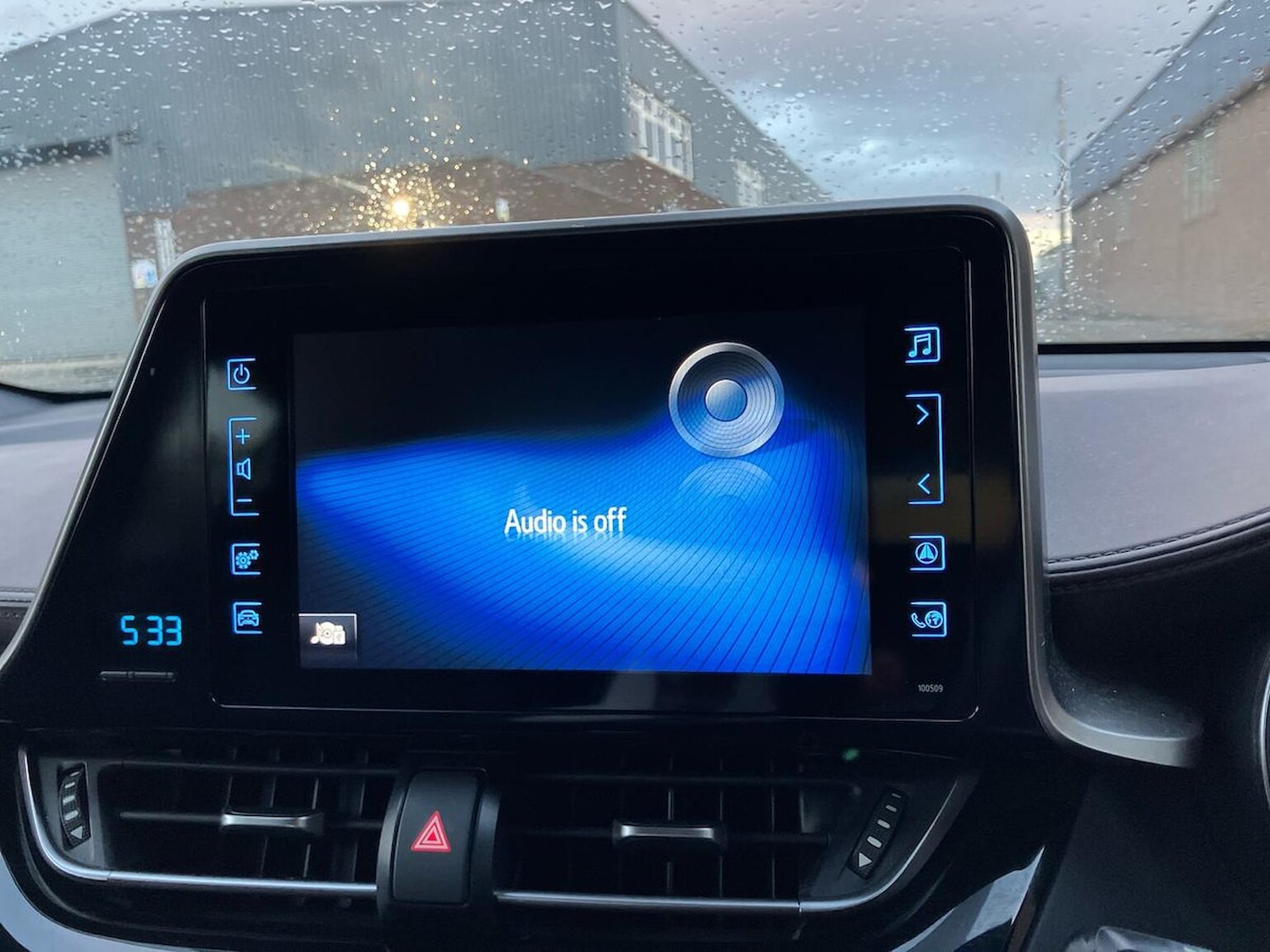 Used Toyota C-HR 2020 for sale - 76396936: Photo 11