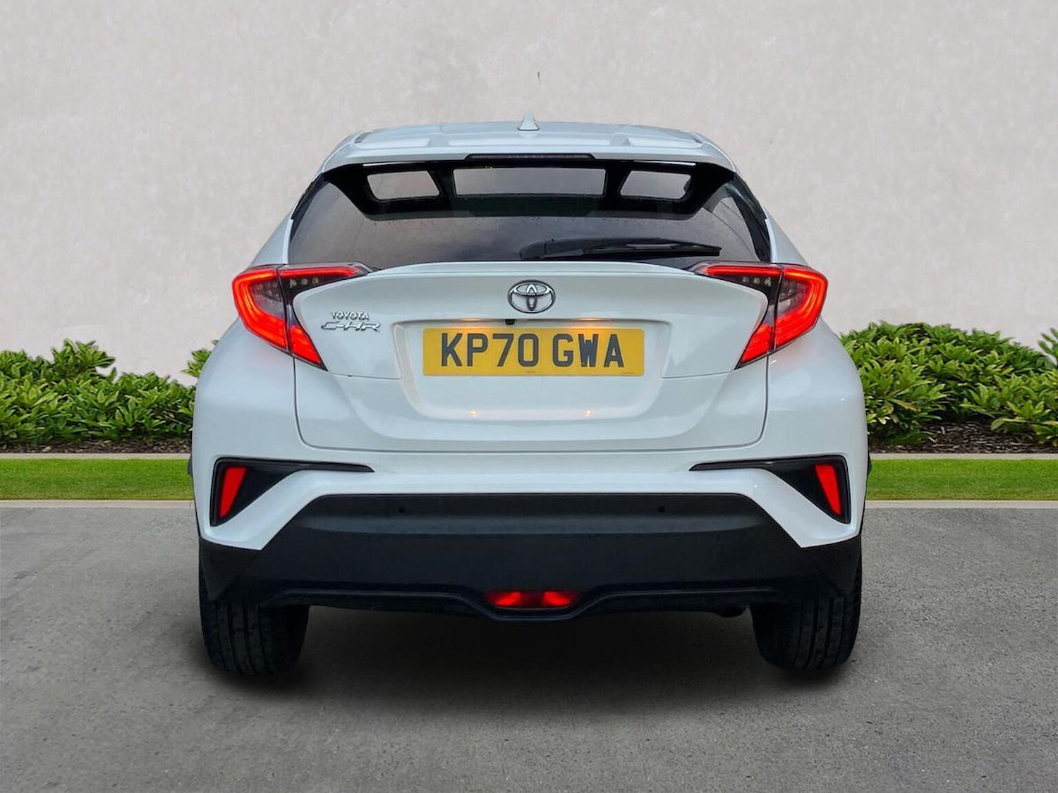 Used Toyota C-HR 2020 for sale - 76396936: Photo 4