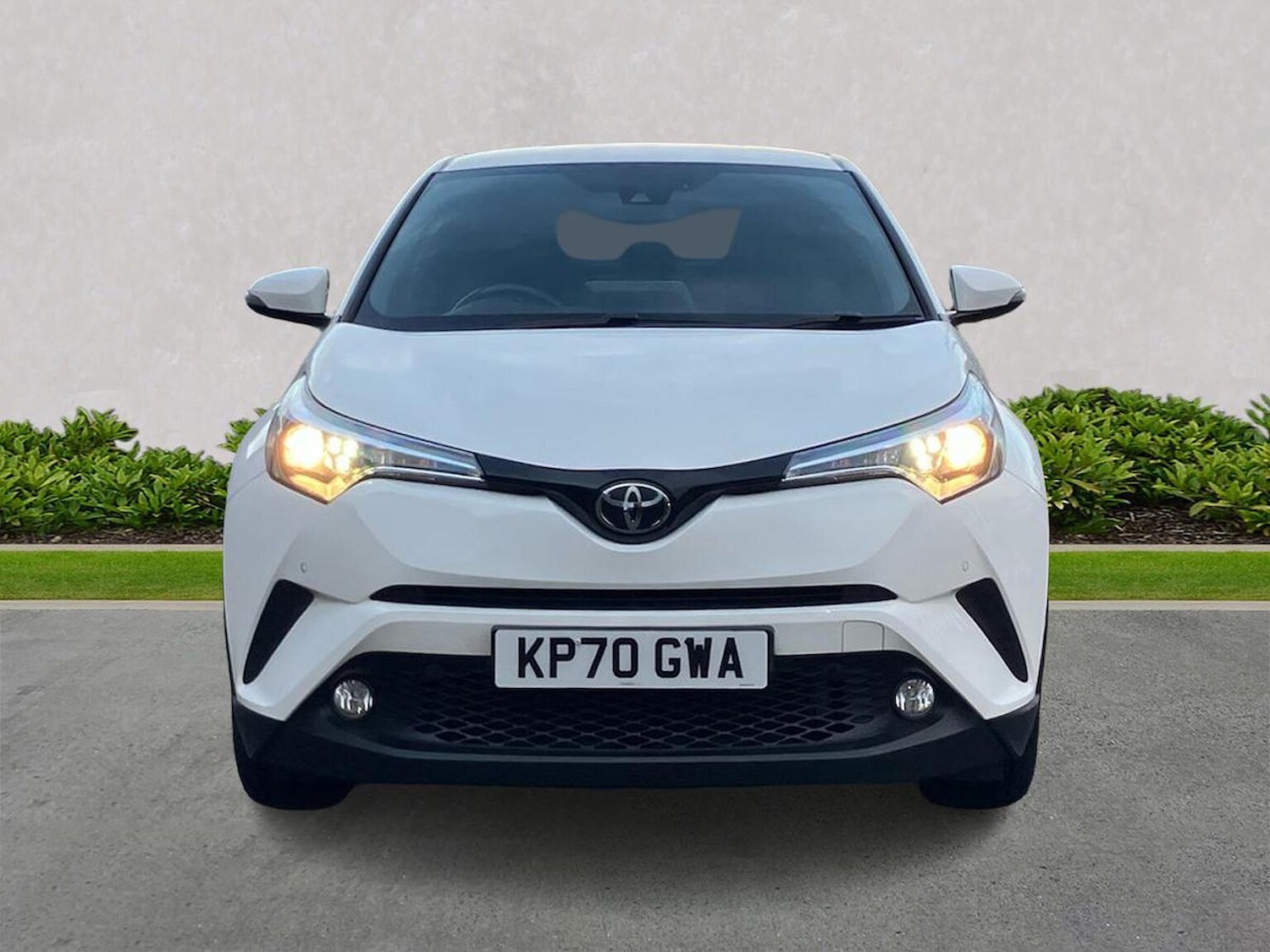 Used Toyota C-HR 2020 for sale - 76396936: Photo 5