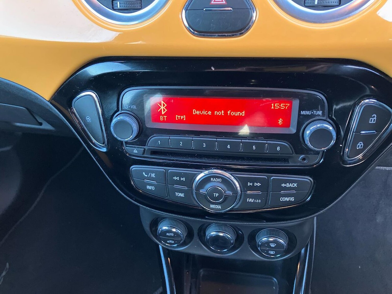 Used Vauxhall ADAM 2017 for sale - 76605592: Photo 11