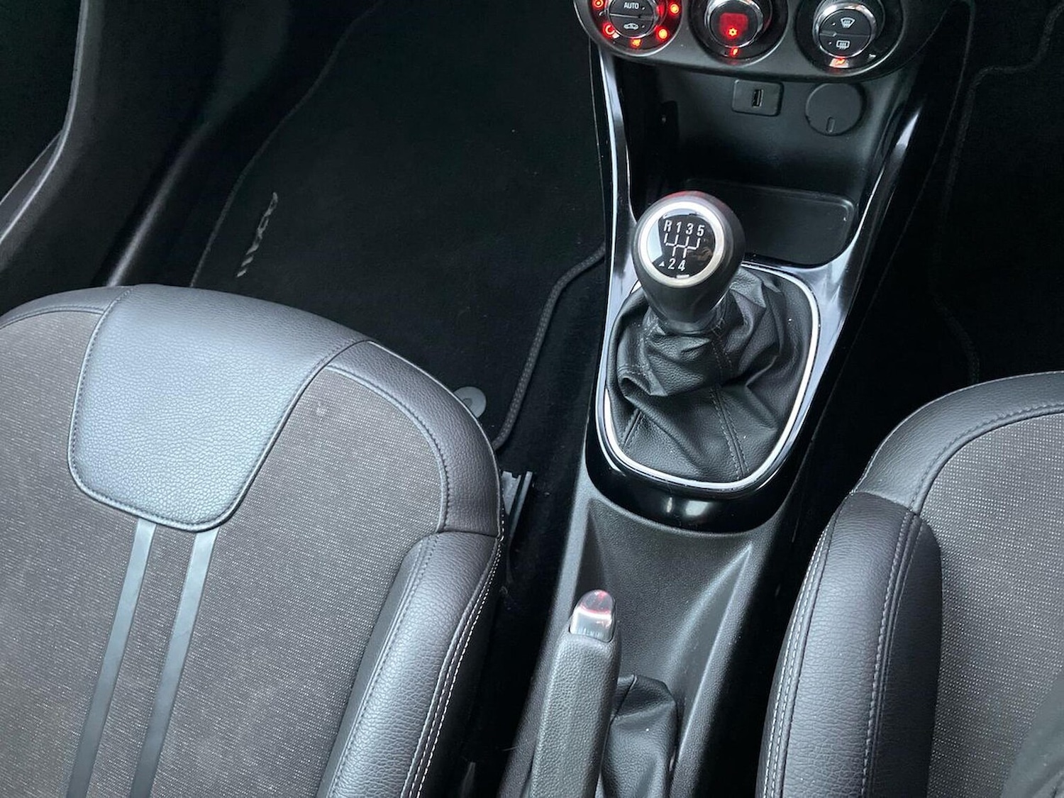 Used Vauxhall ADAM 2017 for sale - 76605592: Photo 24