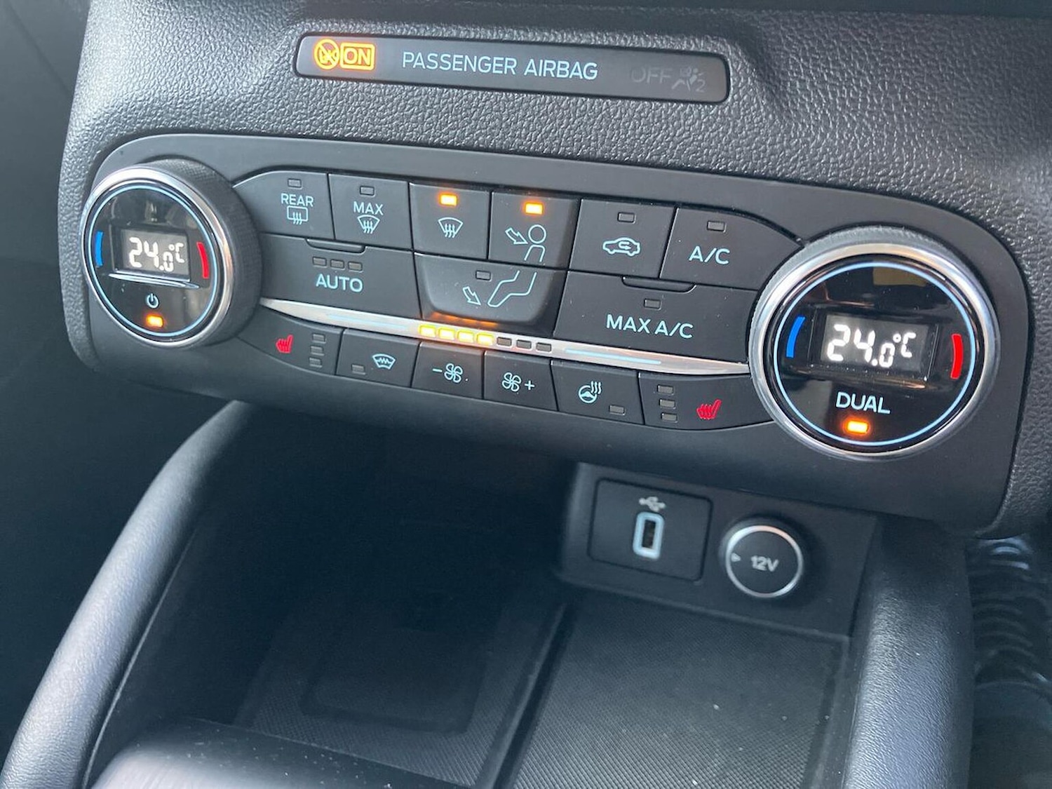 Used Ford Focus 2018 for sale - 76860035: Photo 12