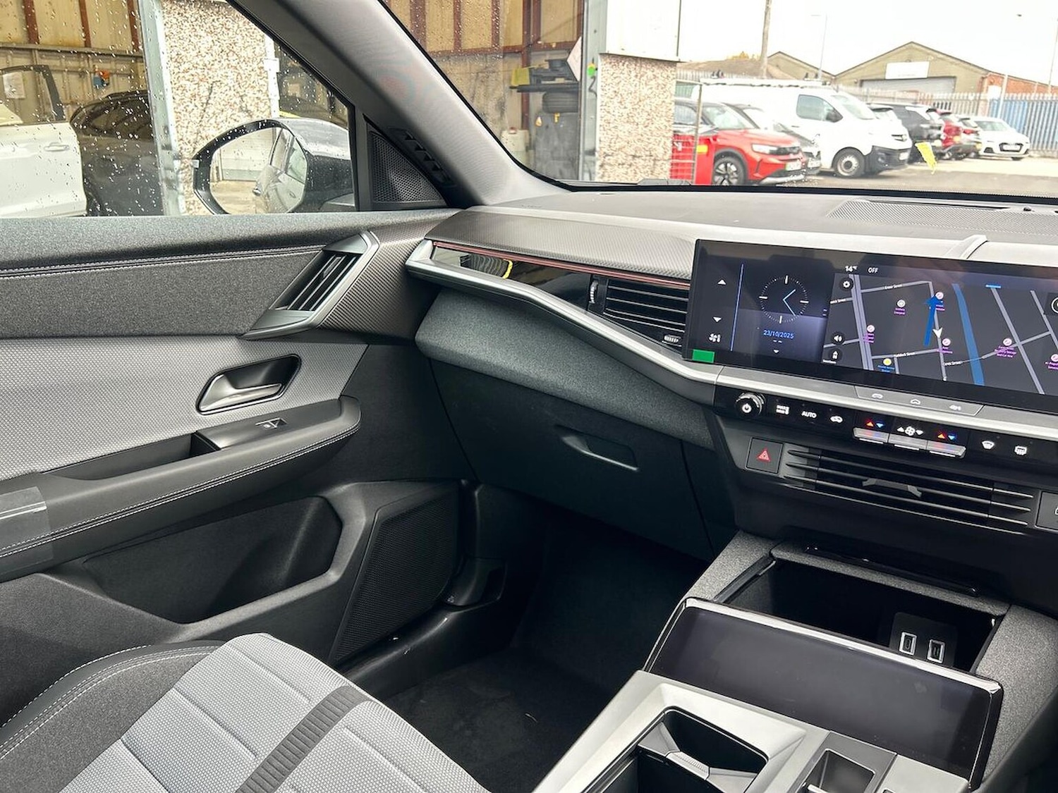 Used Vauxhall Grandland 2025 for sale - 76357966: Photo 13