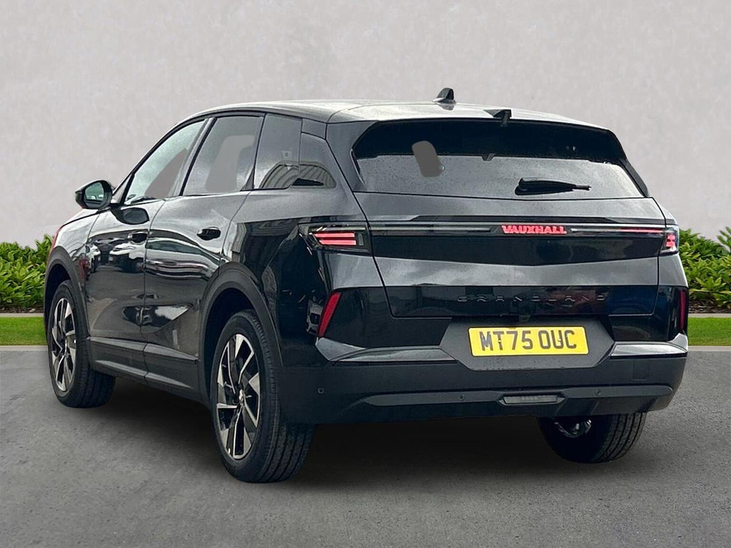 Used Vauxhall Grandland 2025 for sale - 76357966: Photo 2