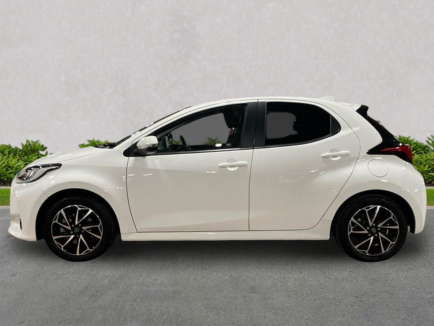 Used Toyota Yaris 2022 for sale - 76605594: Photo 18