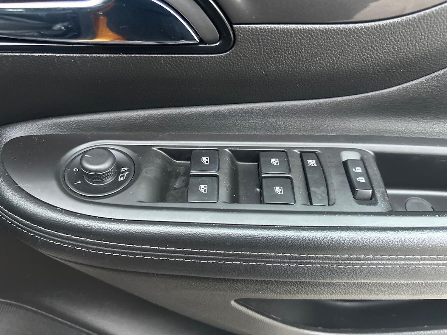 Used Vauxhall Mokka X 2018 for sale - 76142979: Photo 18